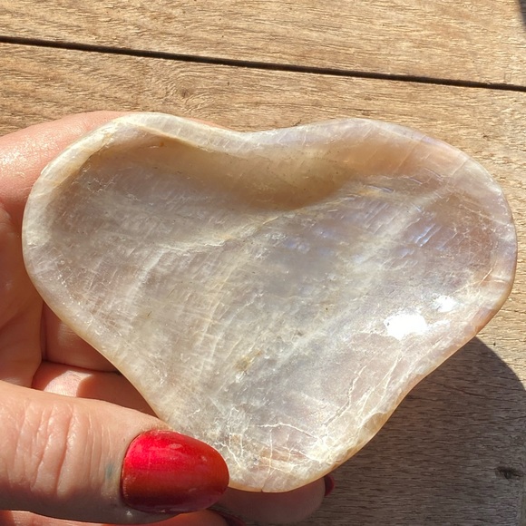 black moonstne dish Other - Heart-Shaped Moonstone bowl/dish